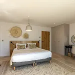 Le Refuge - Gigaro Bed & Breakfast 4*