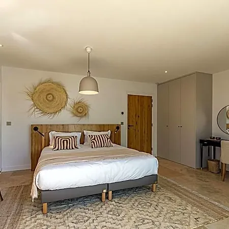 Bed & Breakfast Le Refuge - Gigaro 4*