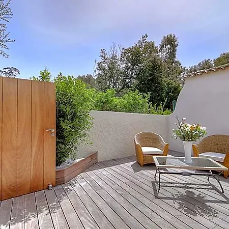 Le Refuge - Gigaro Bed & Breakfast 4*